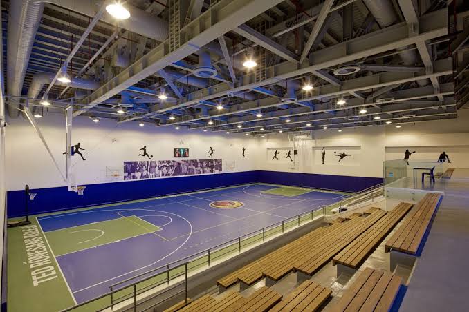 الجيم والملاعب