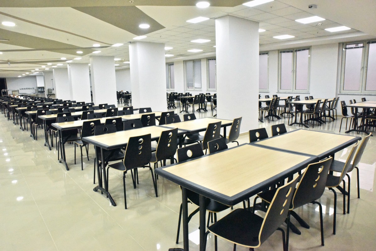 الكافيتريا